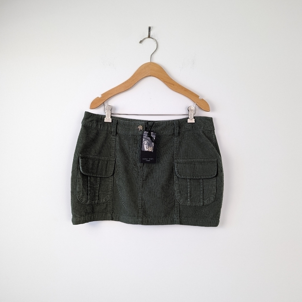 Brave Soul London Women's Corduroy Mini Skirt in Green - Size Medium Cargo